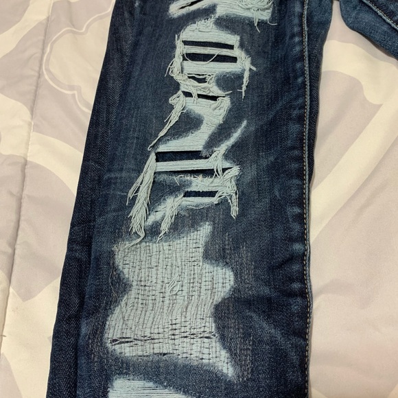 Jeans - Picture 2 of 4